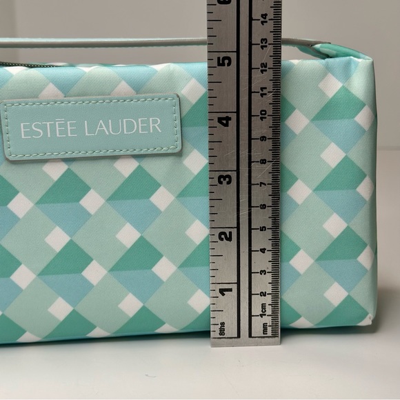 Estée Lauder Travel Makeup and Toiletry Bag NEW! - Picture 7 of 10